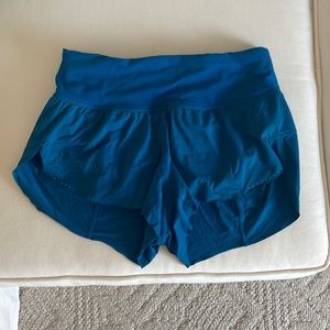 Lululemon, aqua, size 2